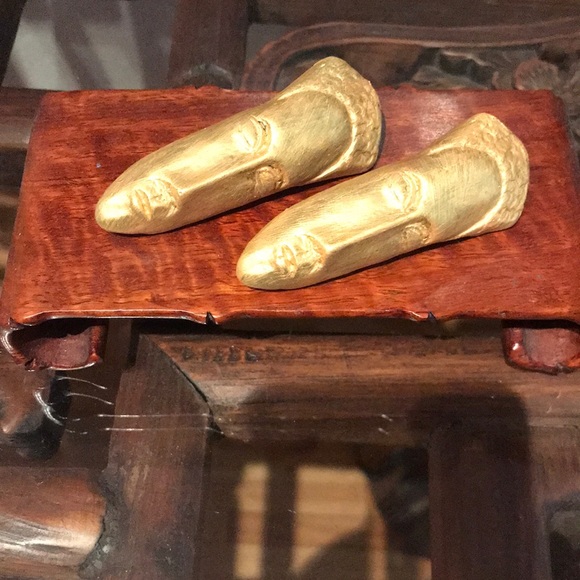 Vintage Golden Mask Earrings - Picture 2 of 5